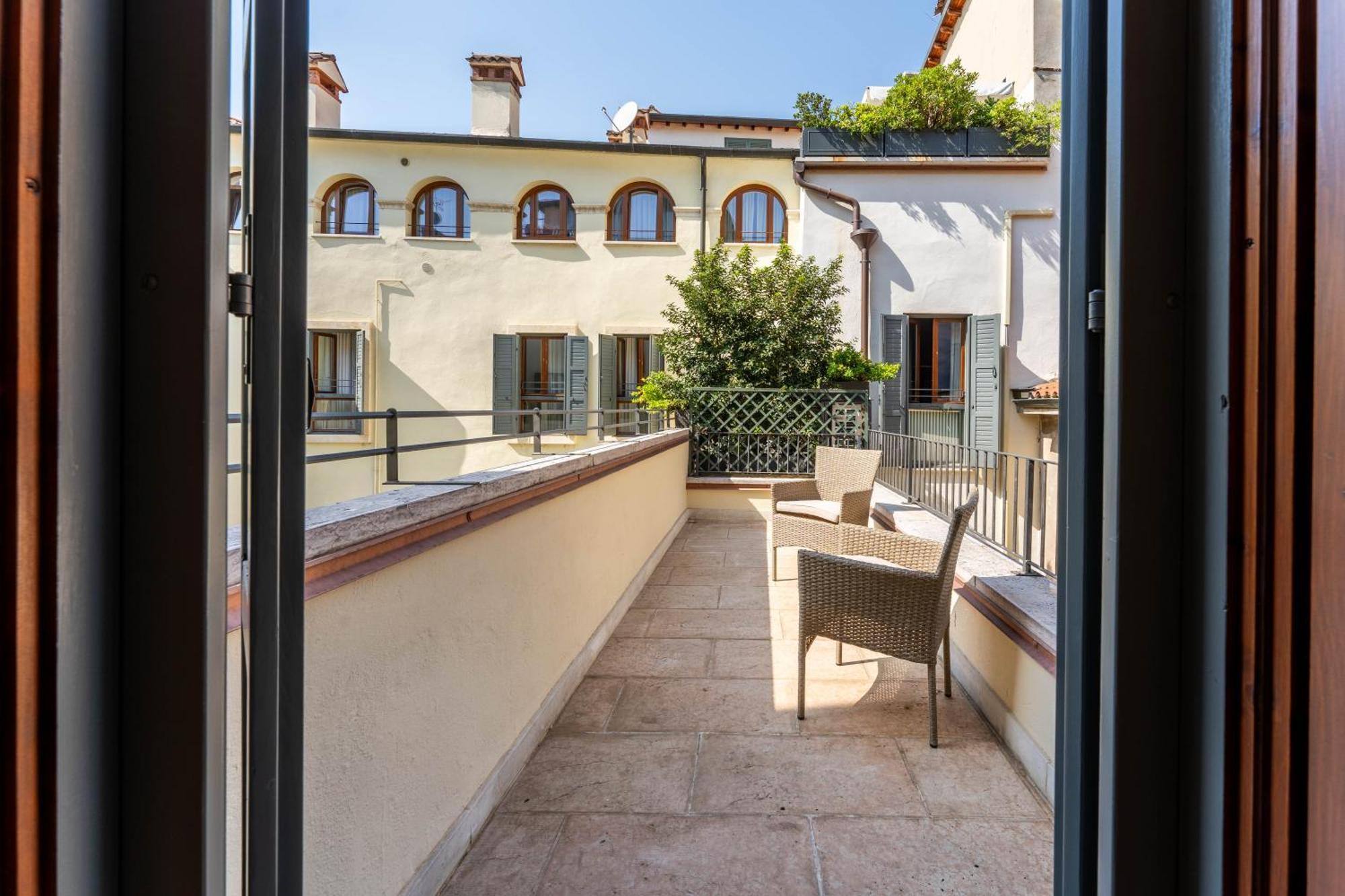 Palazzo Venier Apartment Verona Bagian luar foto